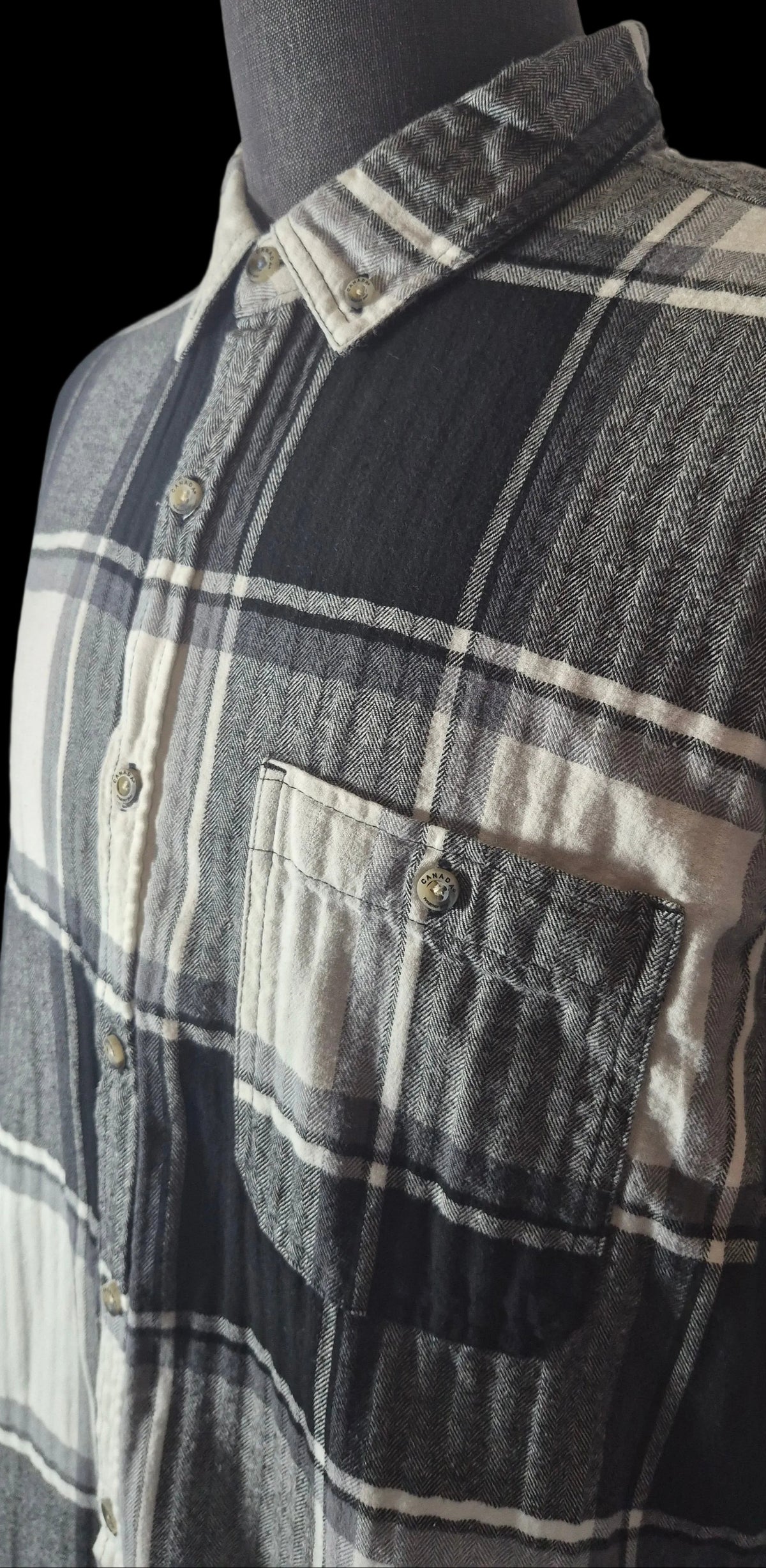 Canada Weathergear Plaid Flannel Shirt Men’s XL Black White Gray Heritage