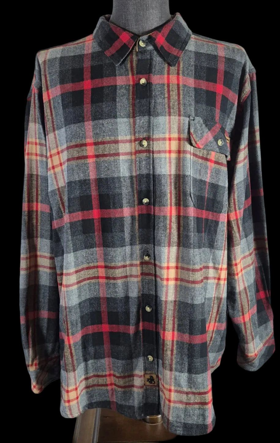 Legendary Whitetails Buck Camp Flannel Shirt 2XL Red Gray Plaid 100% Cotton